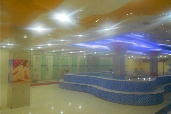 成都金堂河边休闲茶话会(金堂河边喝茶)